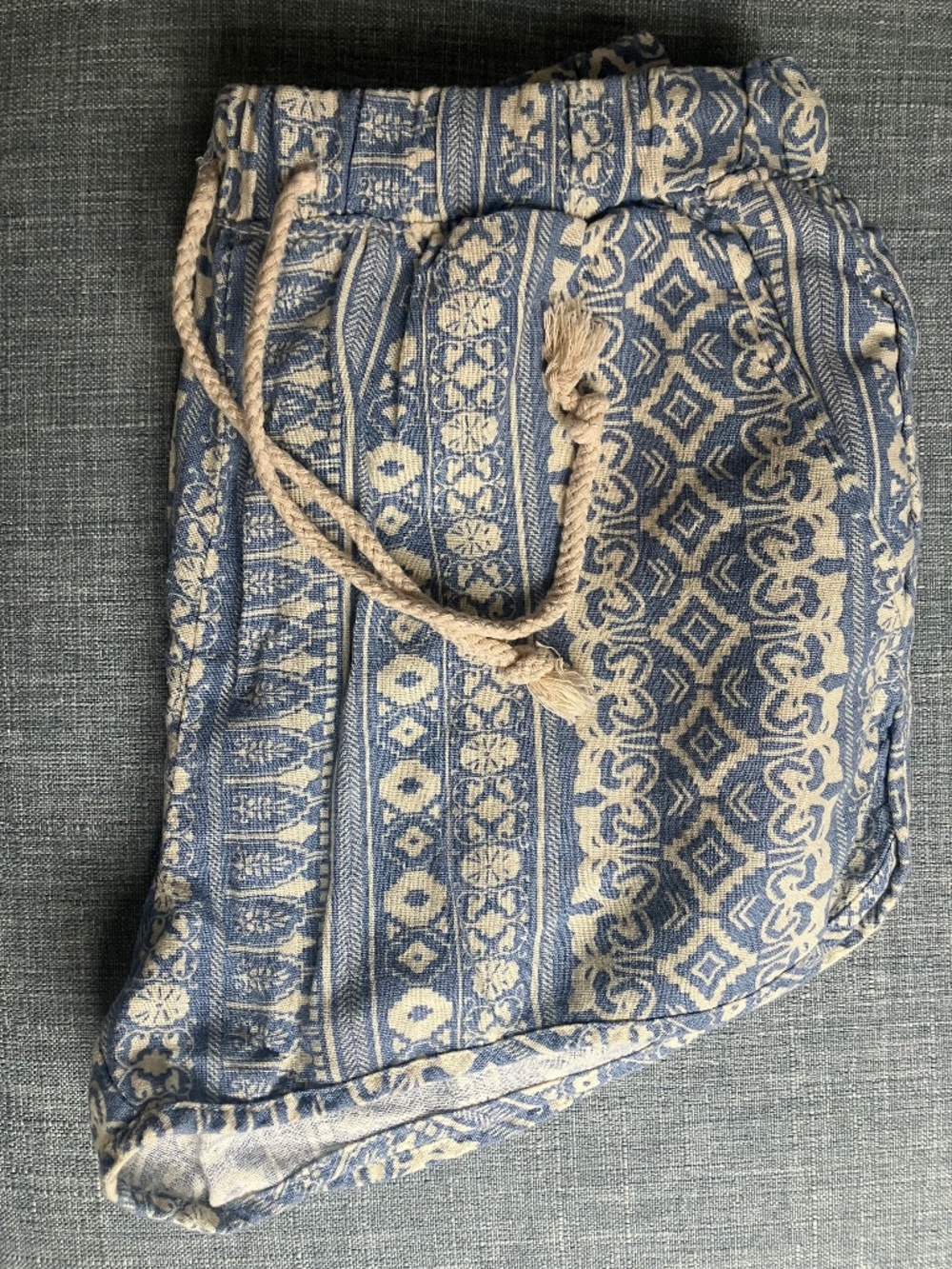 Cali1850 linen shorts